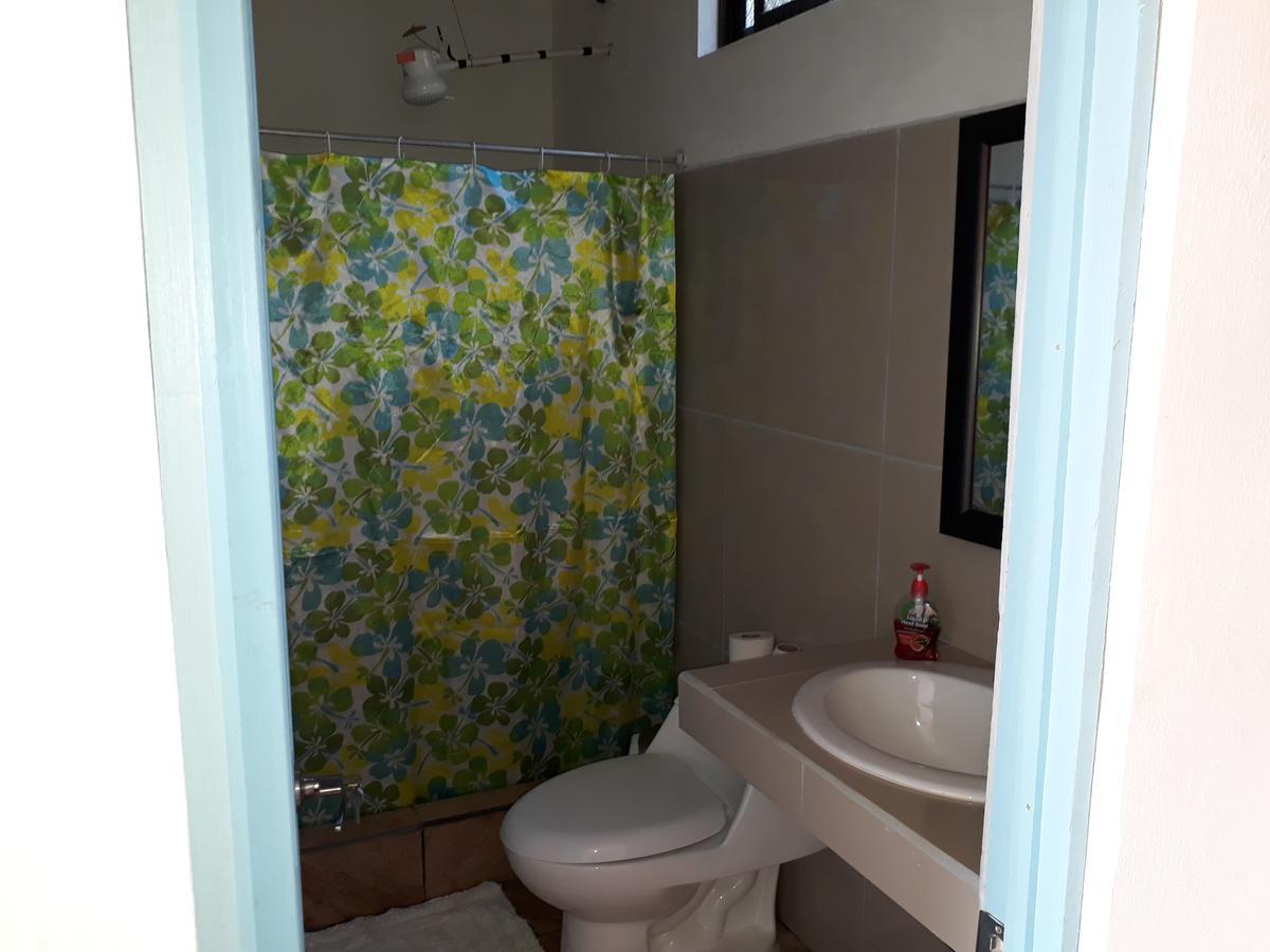 Hotel La Uvita ปูแอร์โตลีมอน ภายนอก รูปภาพ